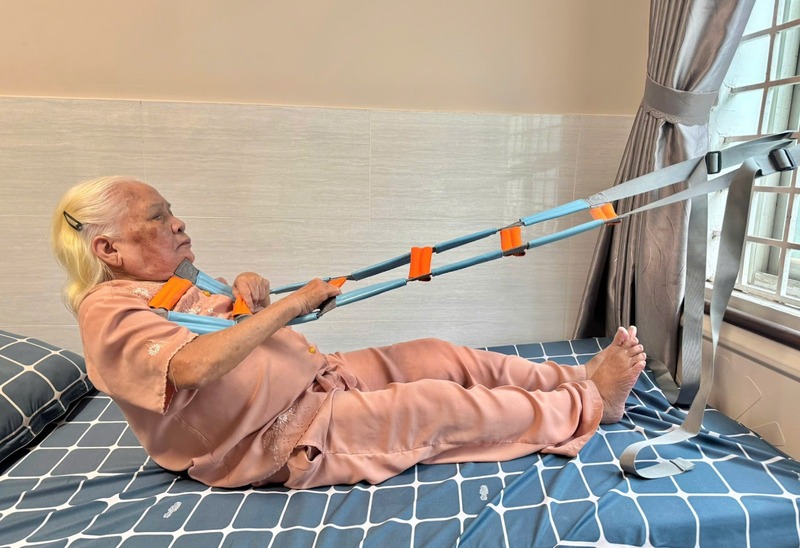 kinh-nghiem-chon-thiet-bi-y-te-cho-nguoi-cao-tuoi-3