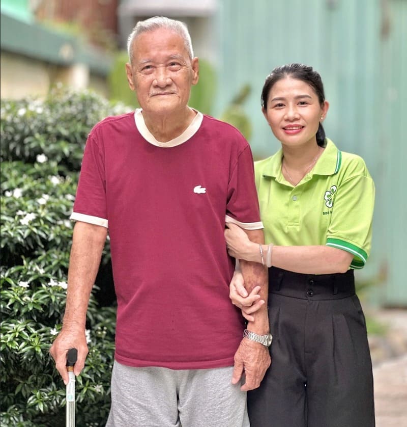 luu-y-khi-cham-soc-nguoi-cao-tuoi-tai-benh-vien-4