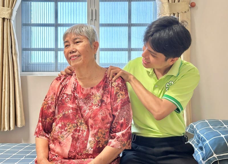 phuc-hoi-sau-dot-quy-cho-nguoi-cao-tuoi-5