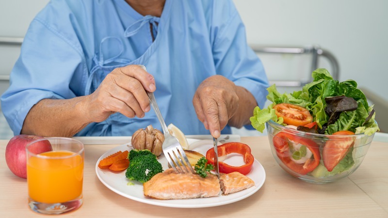 phuc-hoi-sau-gay-xuong-o-nguoi-cao-tuoi-2