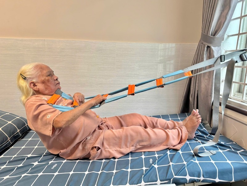 cham-soc-nguoi-gia-bi-nga-6