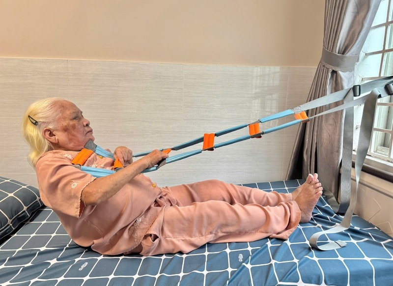 cham-soc-nguoi-gia-bi-cao-huyet-ap-5