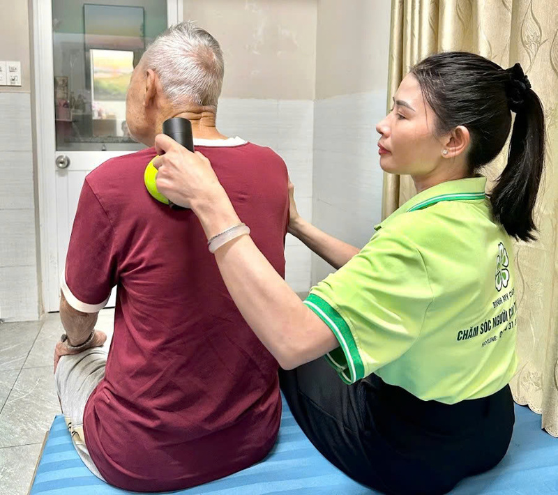 cham-soc-nguoi-gia-neo-don-5